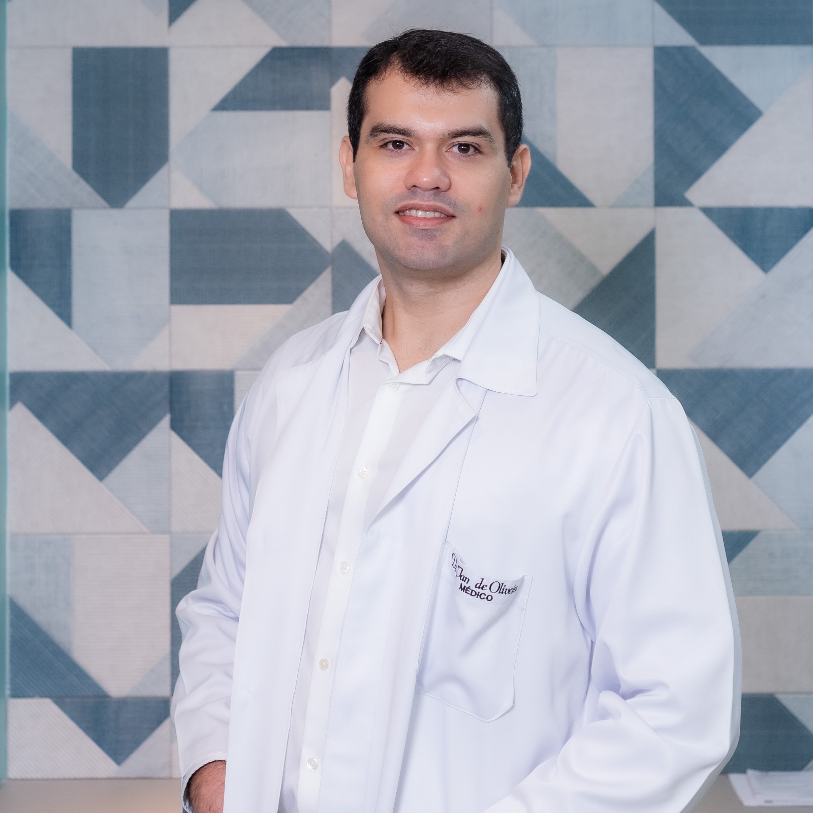 Dr. Fernando Guastella